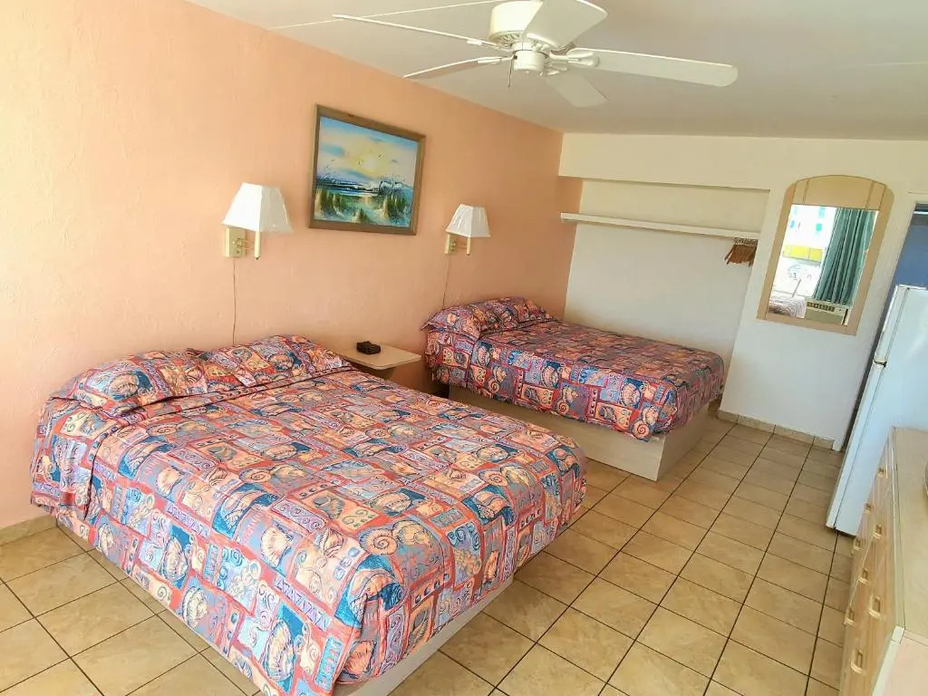 Caprice Motel - Wildwood