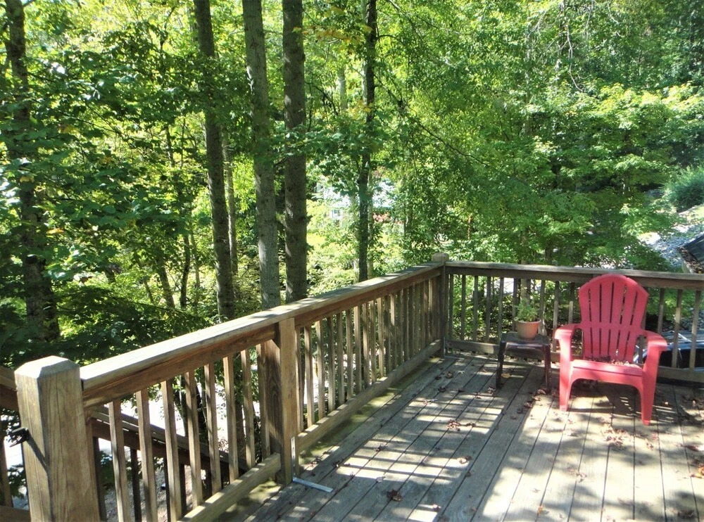 Hillside Hideaway