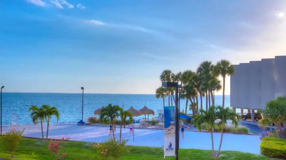 Pearl Suite a Balcony Bayview Suite Htd Pool