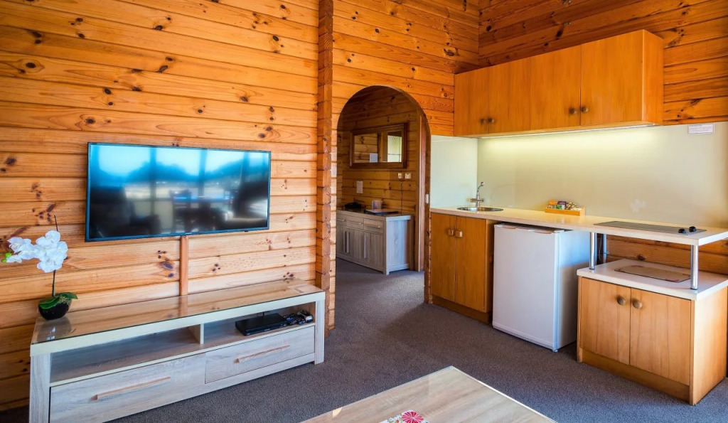 Kimi Ora Eco Resort