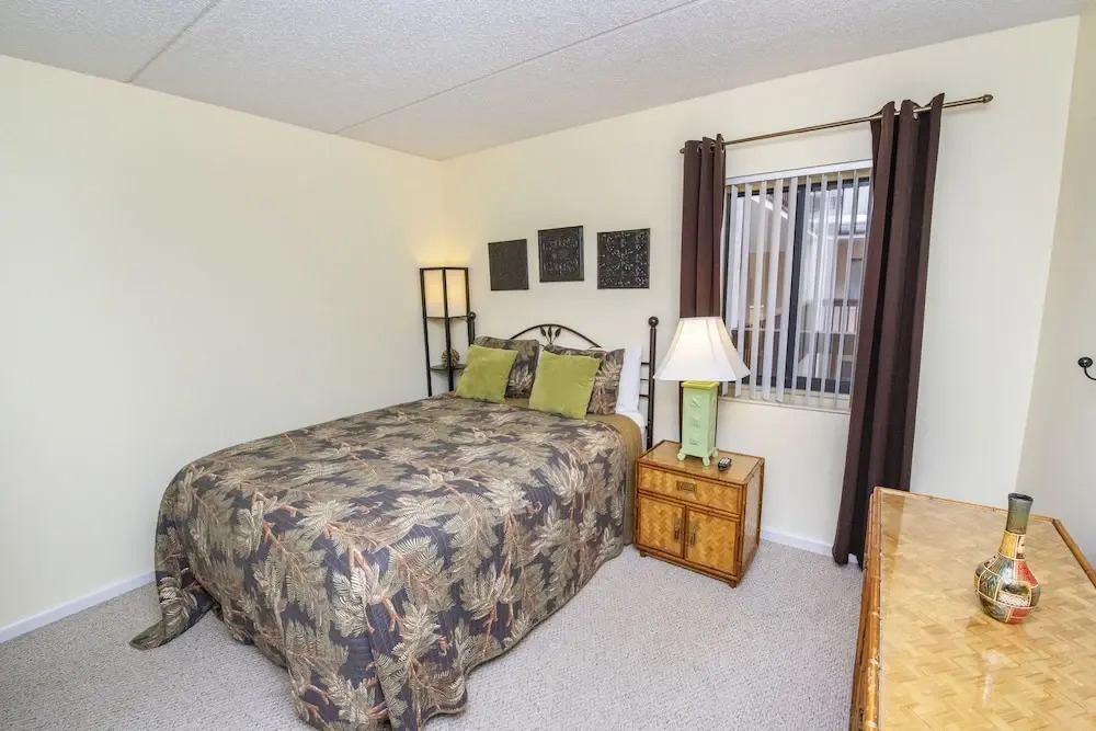 Lovely Oceanside Home W/outdoor Shower/free Wifi/shared Pool/hot Tub/tennis/ac