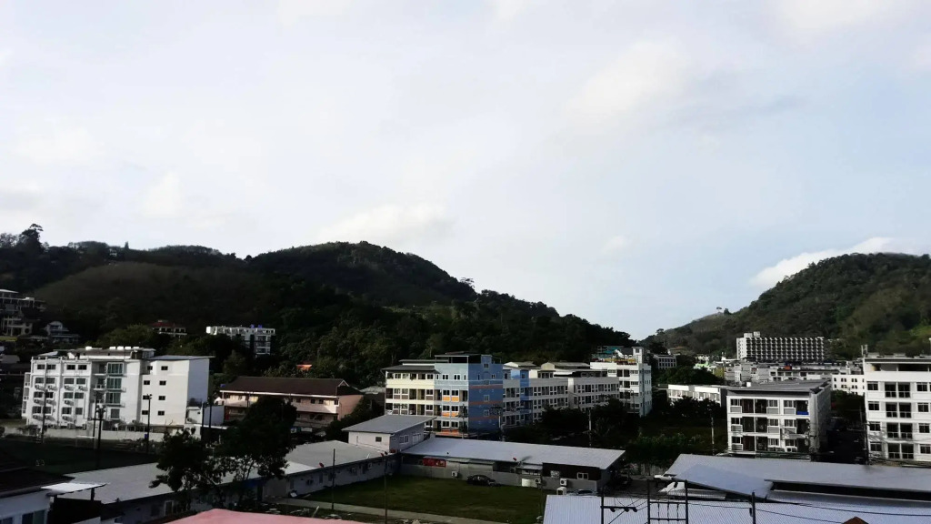 Patong gray house