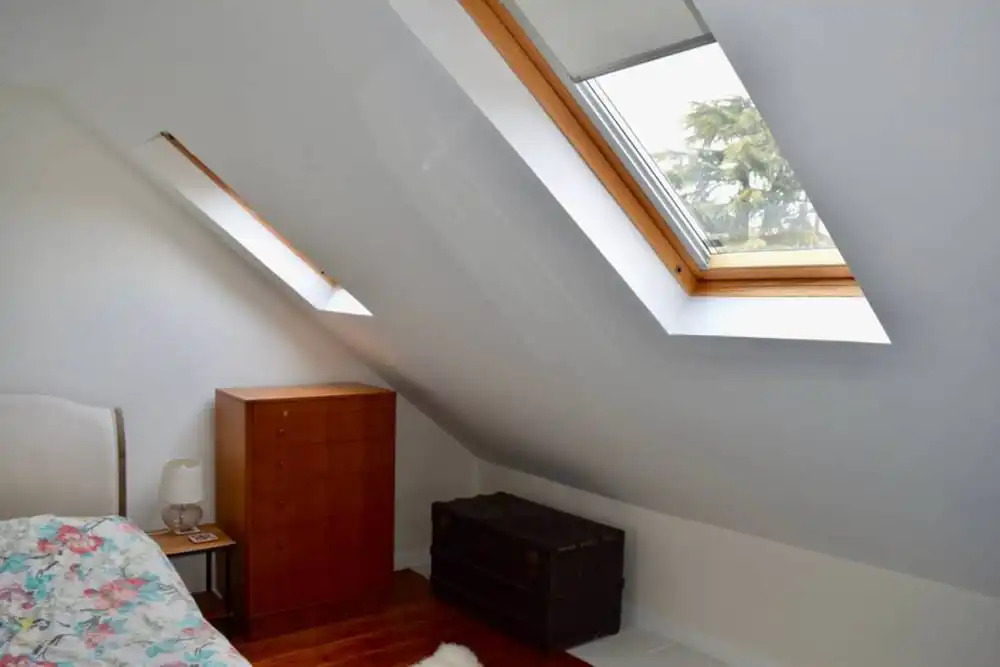 Traditional 2 Bedroom Flat Next to Springfield Park