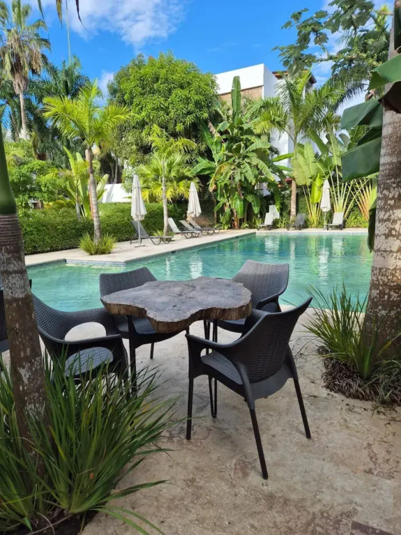 Punta Popy 3BR Duplex With Pool, Walk to Beach