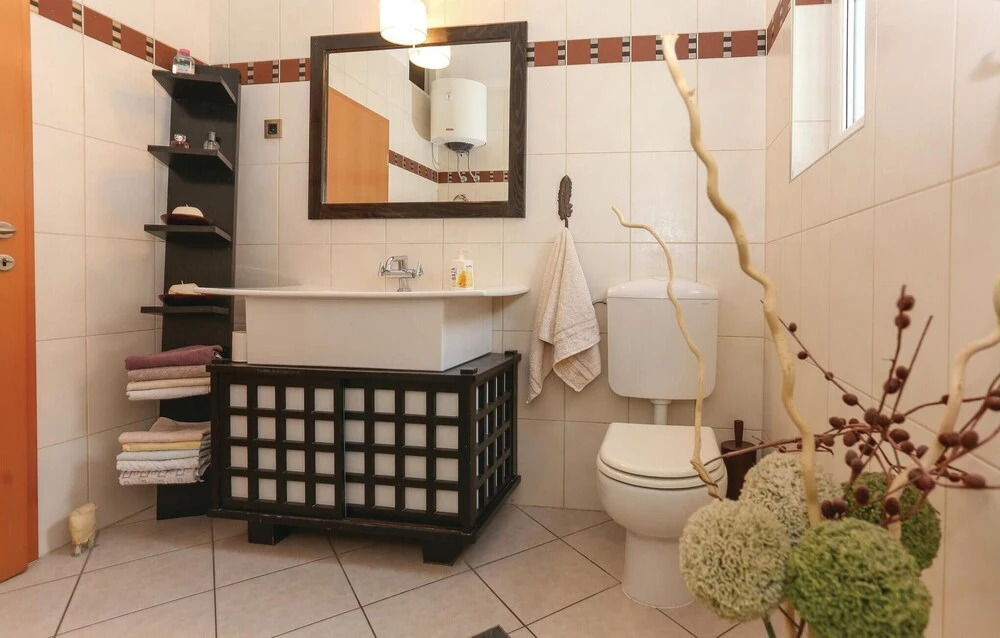 Four-Bedroom Holiday Home In Kastel Sucurac Ii