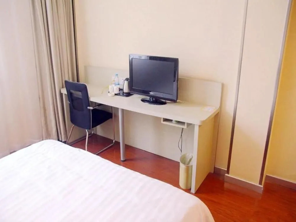 Dong Hui Express Hotel