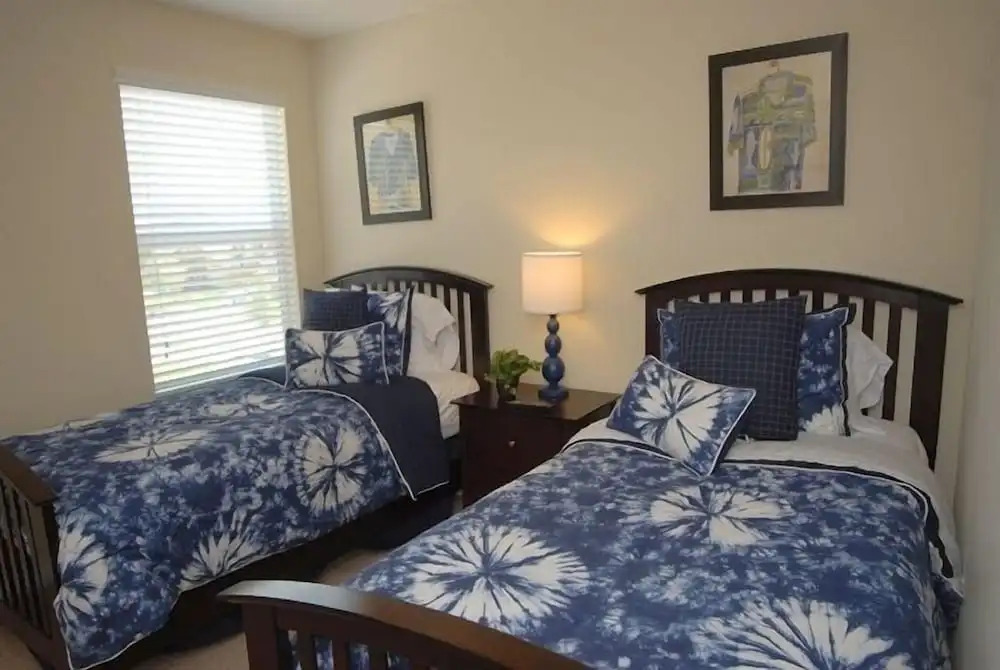 Veranda Palms IHR 3084