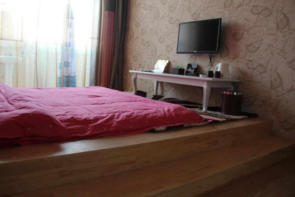 Beijing Lingjian Xiaoxi Theme Business Hotel