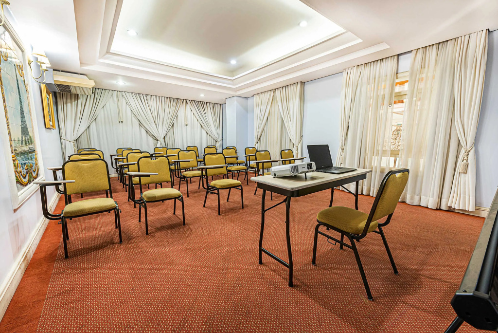 Hotel Euro Suite Campinas by Nacional Inn - Próximo ao Cambuí