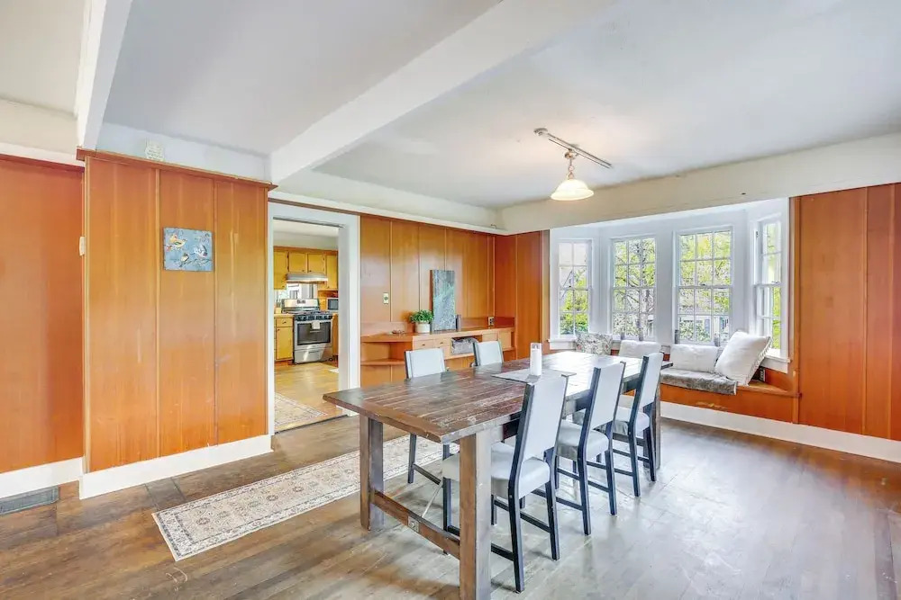 Spacious Eugene Home w/ Patio - Walk to UO Campus!