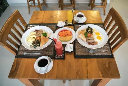 Villa Naema by Pertama Stay