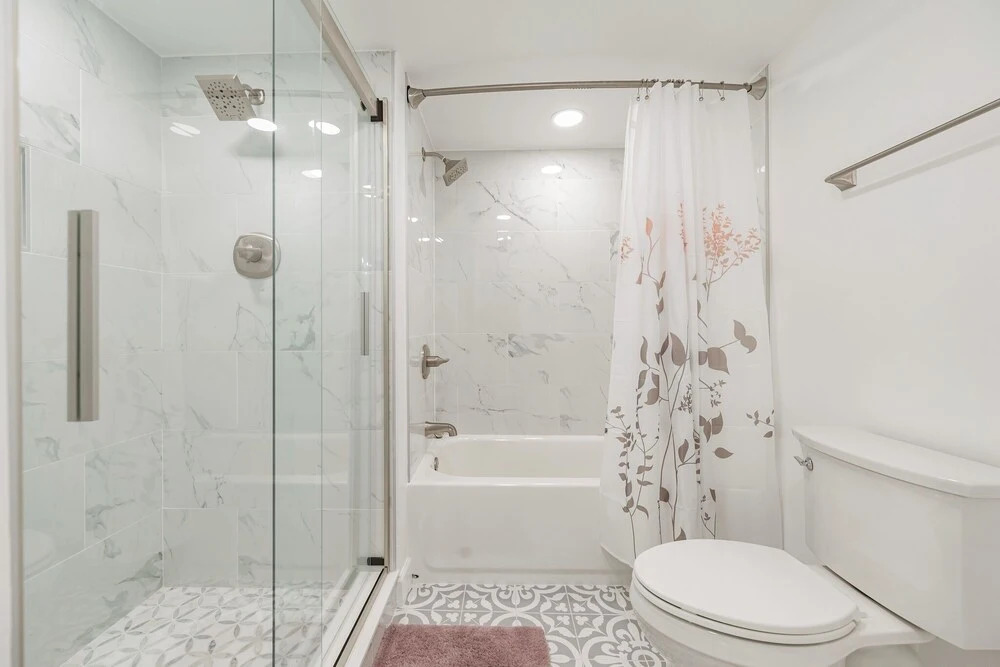 Magnificent Gulf View Condo 2 Bedroom Condo by RedAwning