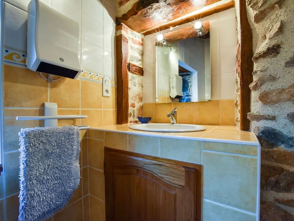 Holiday Home Saint-Beauzire near Pauillac Castle