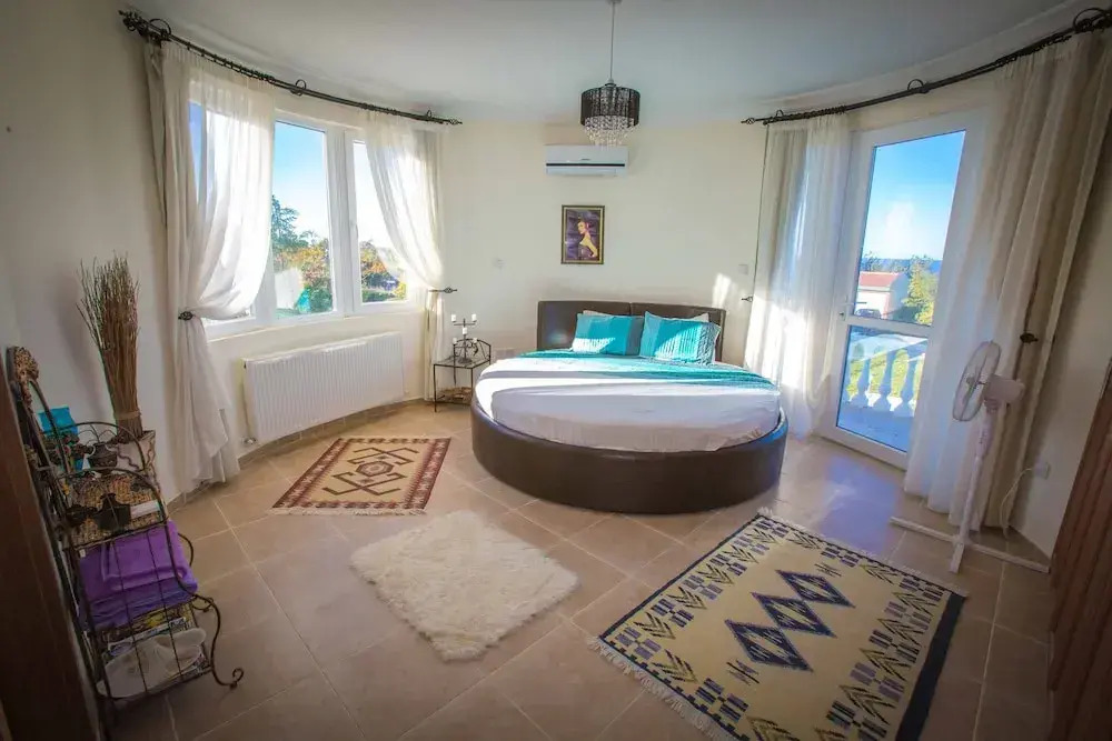 Villa - Sleeps 14 - Private Pool - Cinema Room