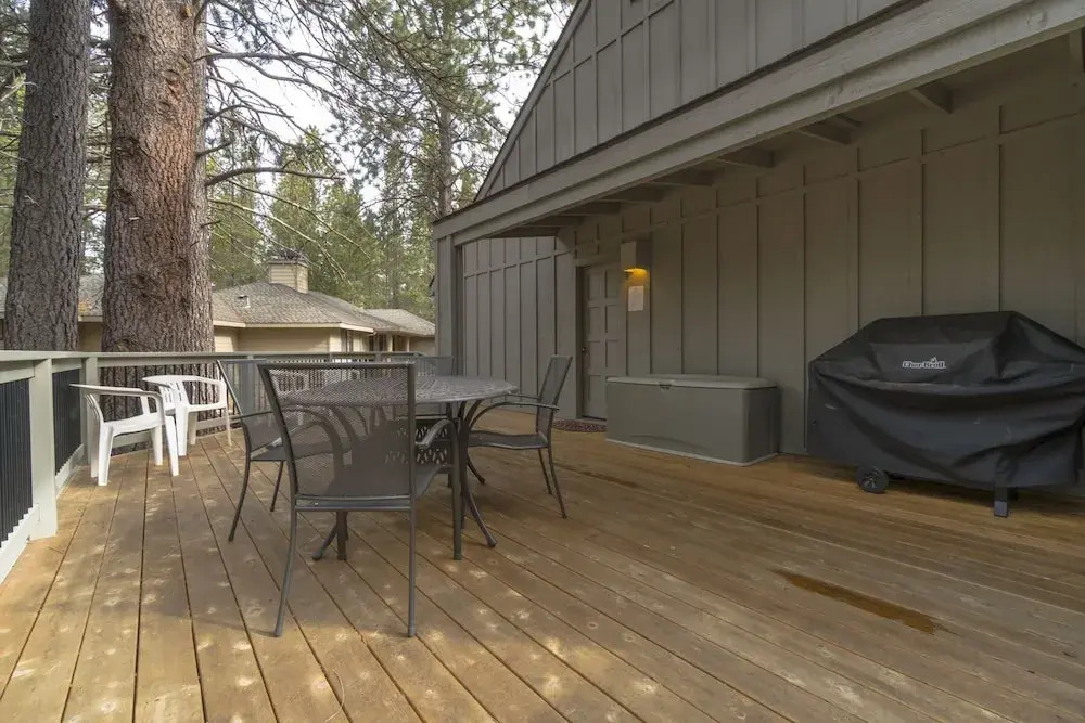 Sequoia 14 2 Bedroom Home