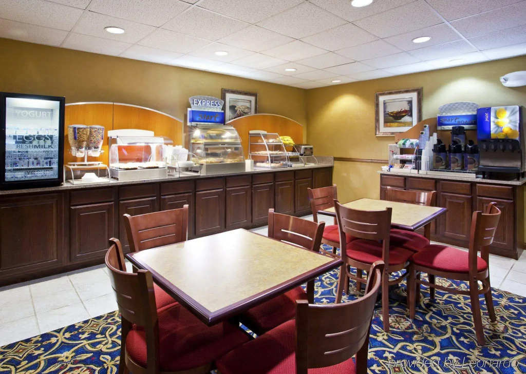 Holiday Inn Express Hotel & Suites Delaware-Columbus Area by IHG