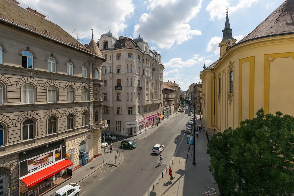 Király home by STN