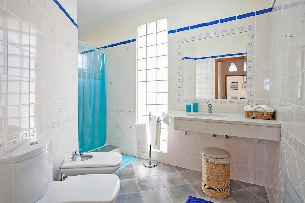 Casa das Neves - By Wehost