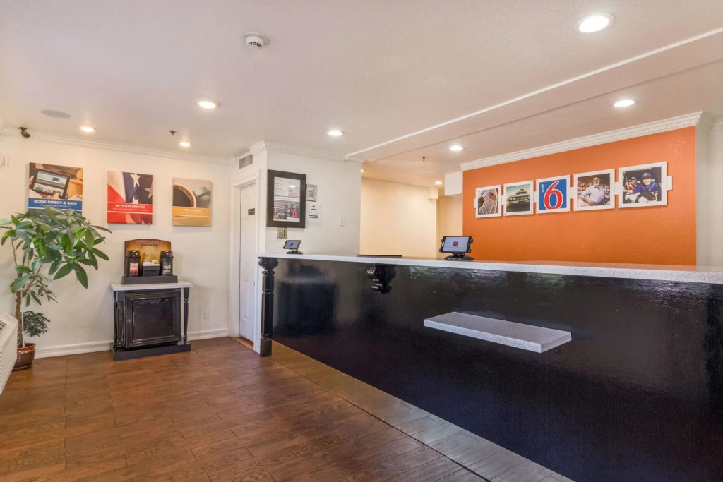 Motel 6-Fremont, CA - South
