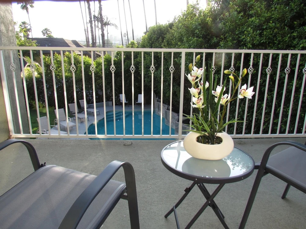 2 Floors House with Pool and Huge Relax