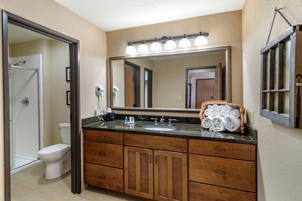 Comfort Inn & Suites Blue Ridge