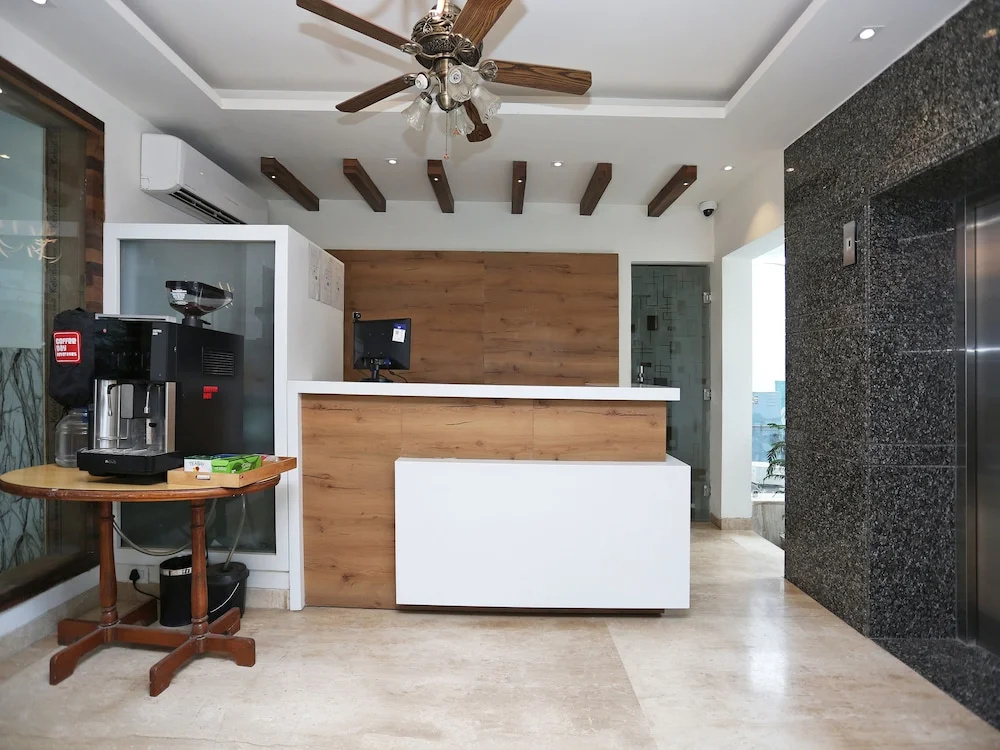 OYO 15384 Hotel New anand palace