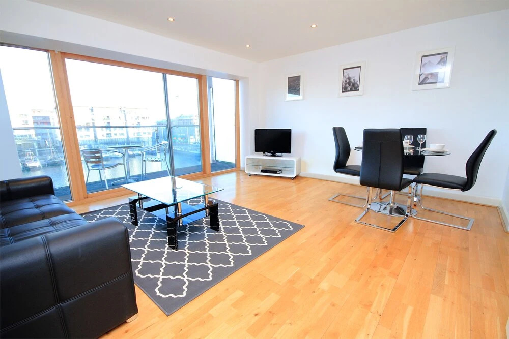 Magnificent Waterview Forbes Street