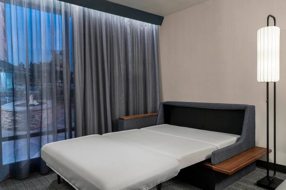 Courtyard by Marriott Owatonna Downtown