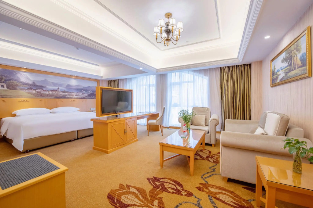 Vienna Hotel Guangdong Zhongshan Caihong Avenue