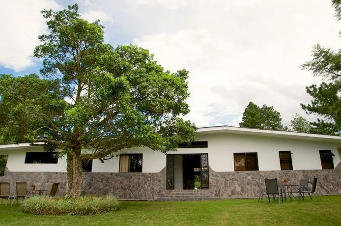 Refugio de Montana