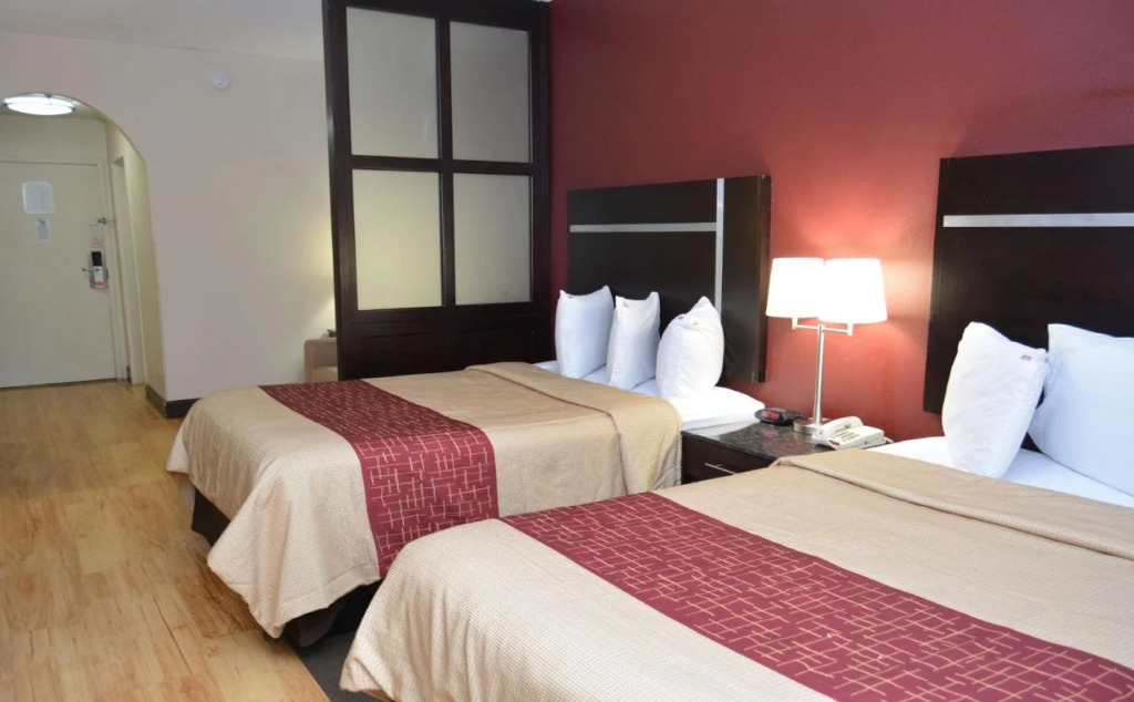 Red Roof Inn PLUS+ & Suites Chattanooga - Downtown
