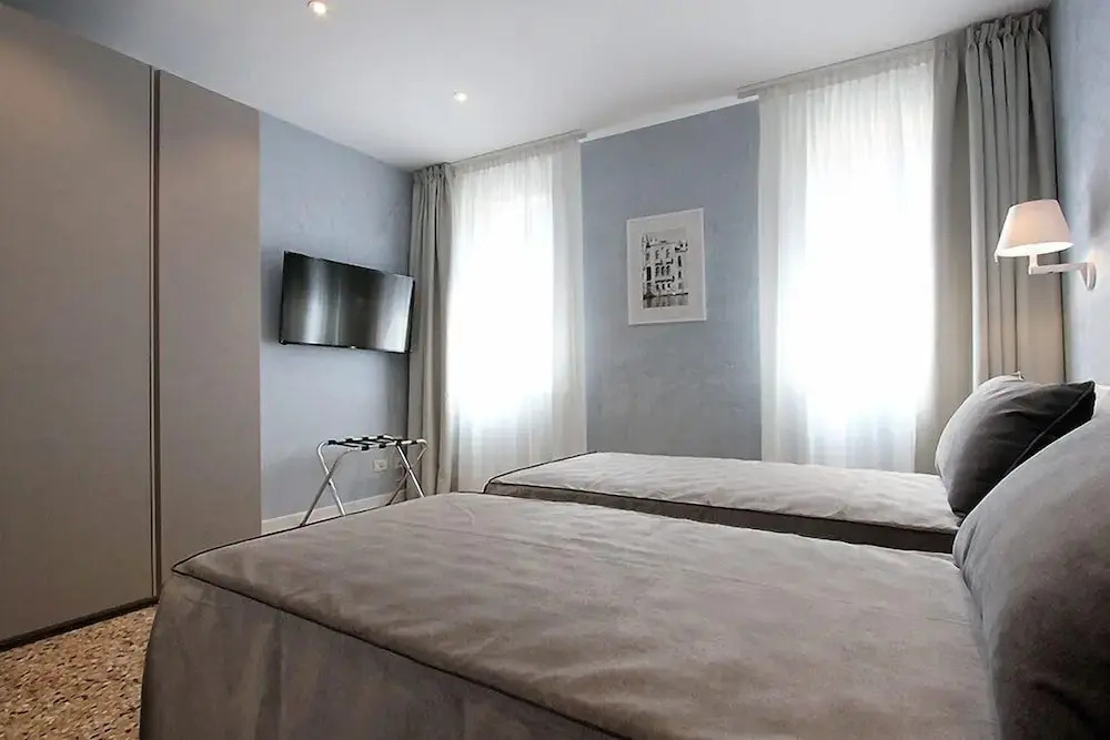 City Apartments - Prestige Canal View