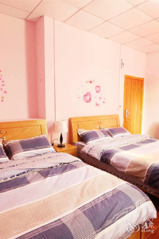 Chezhan Apartment