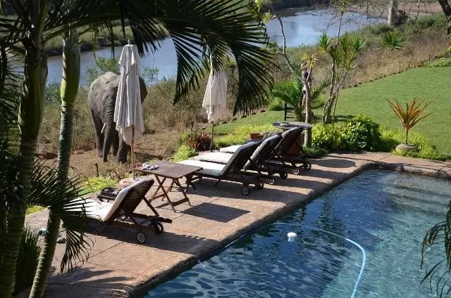 Khandizwe Kruger Villa