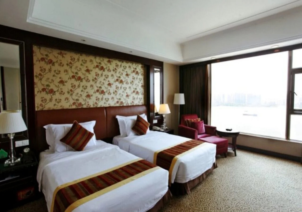 Qingyuan International Hotel