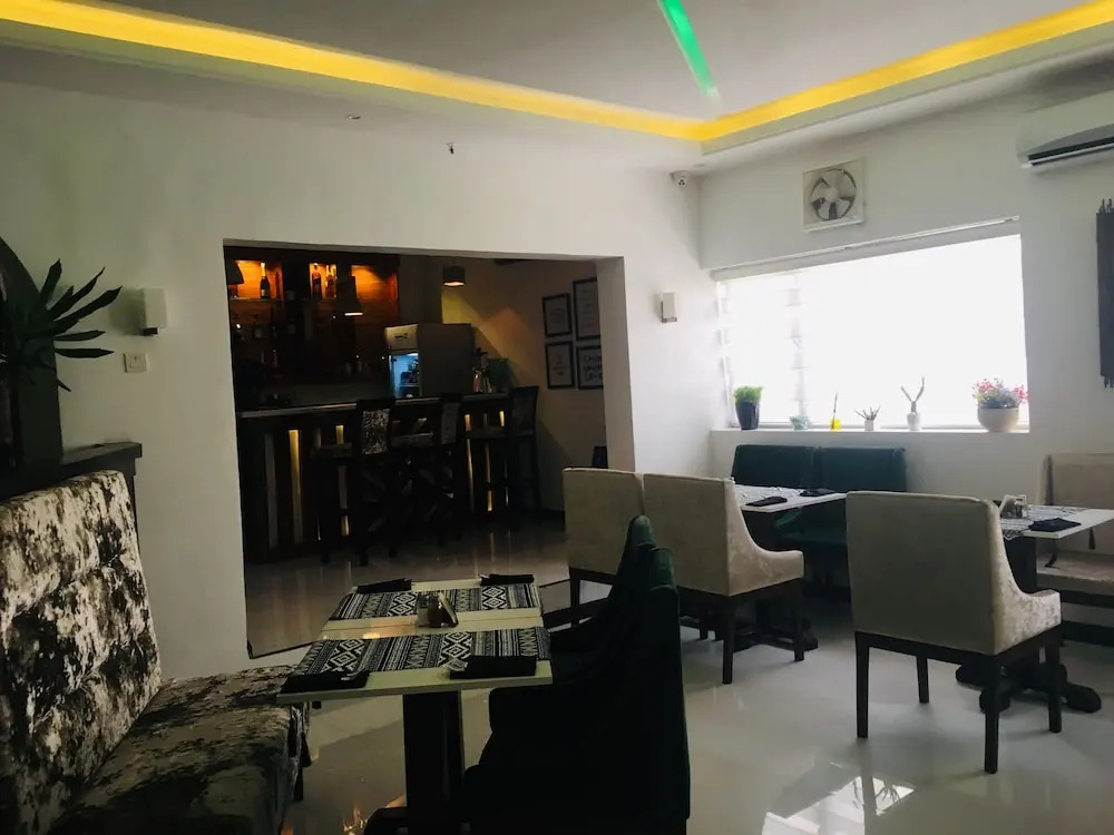 LuxeVilla 42