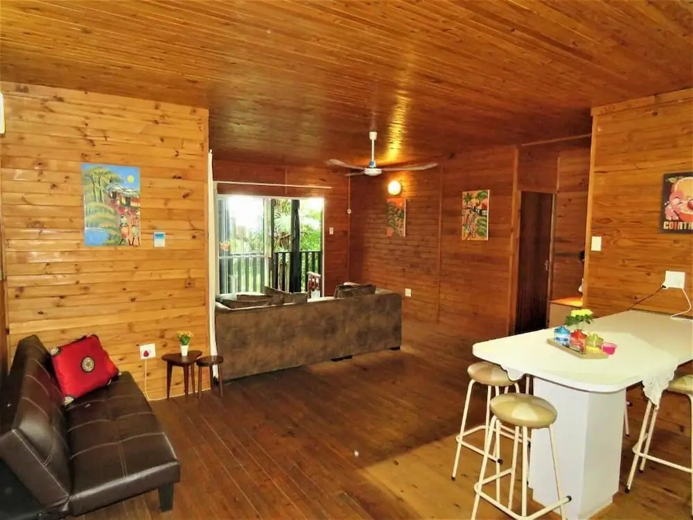 Viewpoint Lodge & Safari Tours