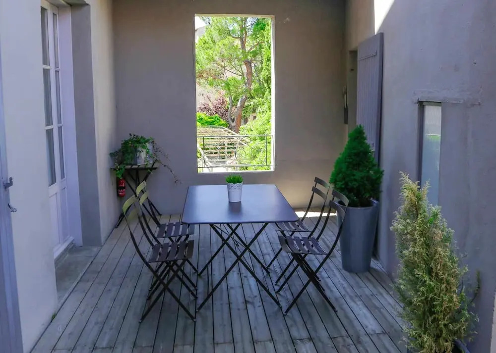 House With 6 Bedrooms In Avignon