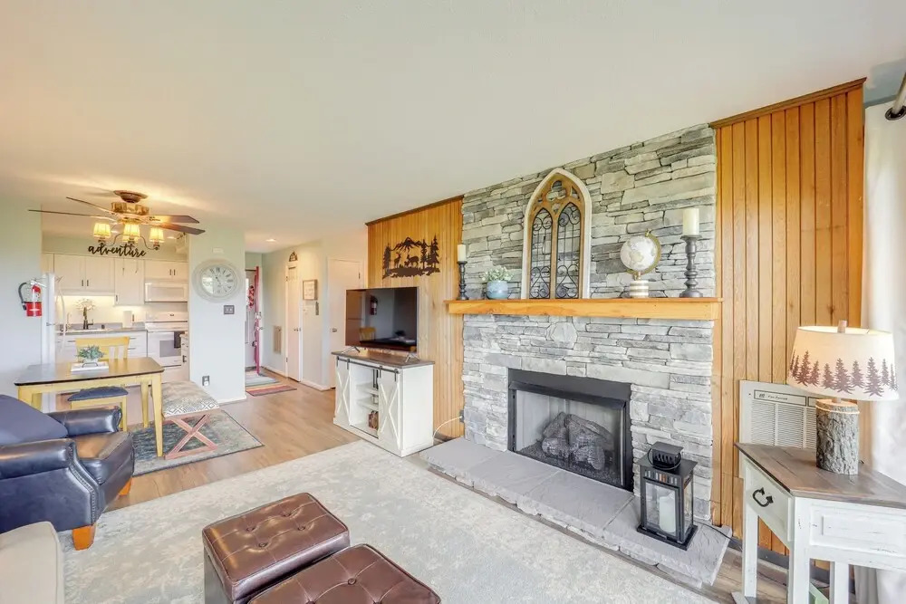 1 Mi to Ski Lifts: Sugar Mountain Condo