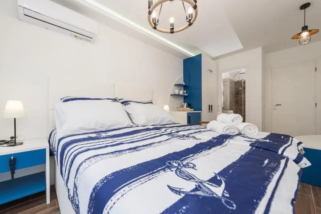 Blue Old Navy Rooms by Adex travel