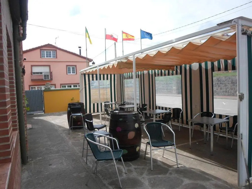 Hostal Sanpatiel