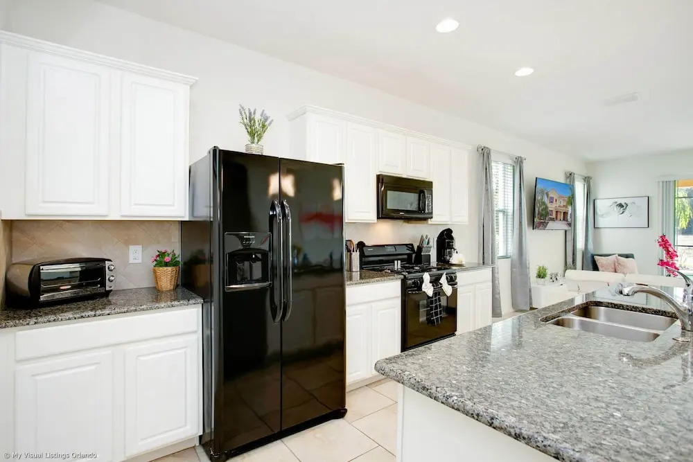 Enjoy the Private View! Roomy Town Home With Pool, 20 Mins From Disney #5st739