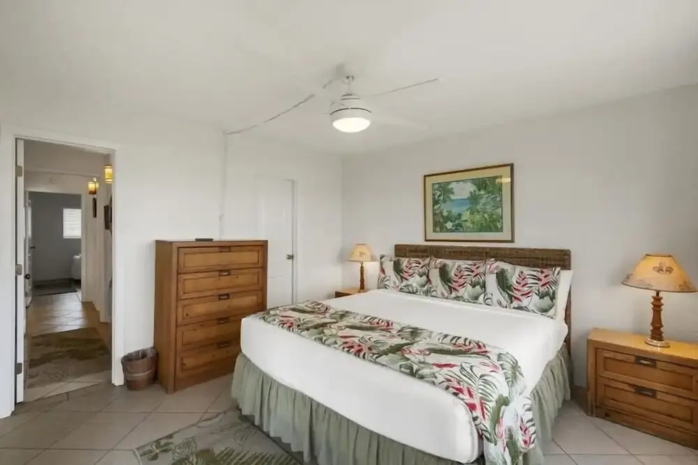 Menehune Shores, #118^ 3 Bedroom Condo