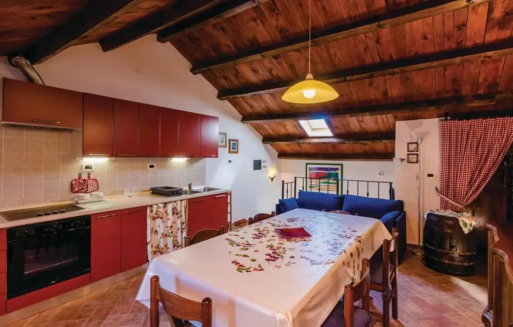 Awesome Home in Kuna Peljeska With Wifi and 4 Bedrooms
