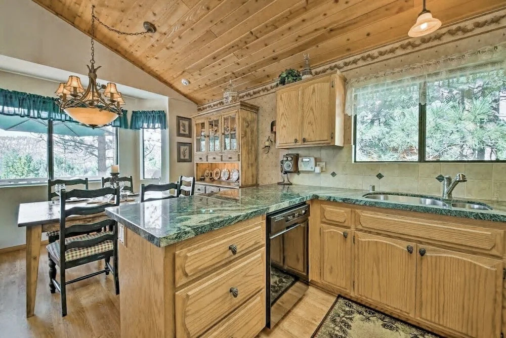 848butte 2 Bedroom Cabin