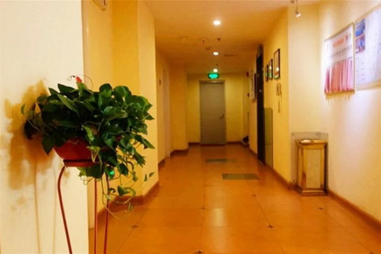 Home Inn Changsha Railway Station Bayi Road
