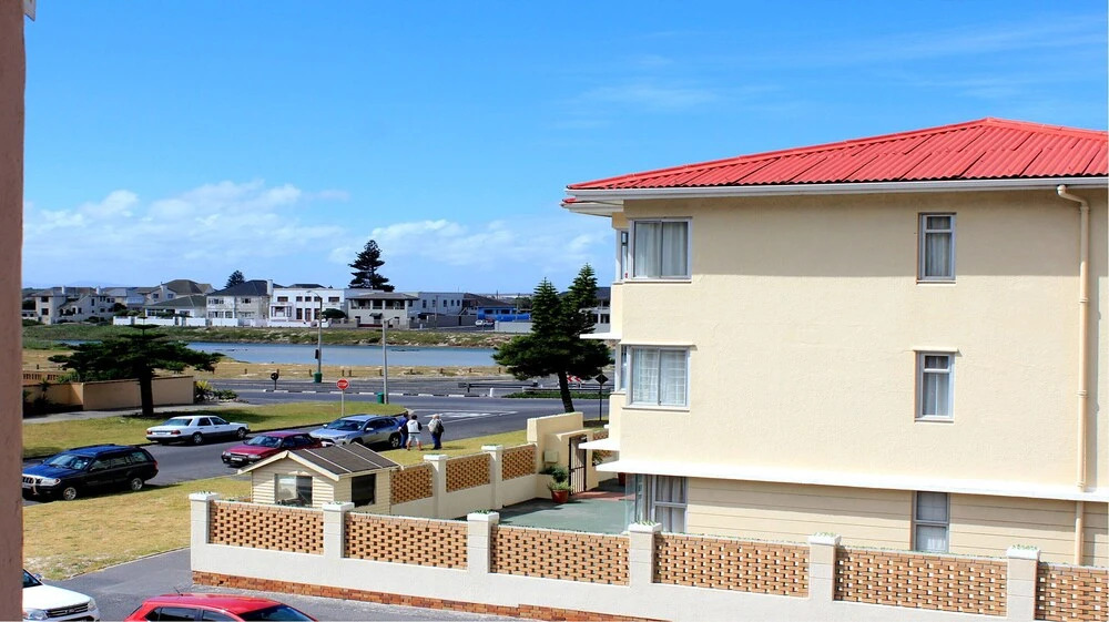 Seaside Loft Muizenberg Beachfront