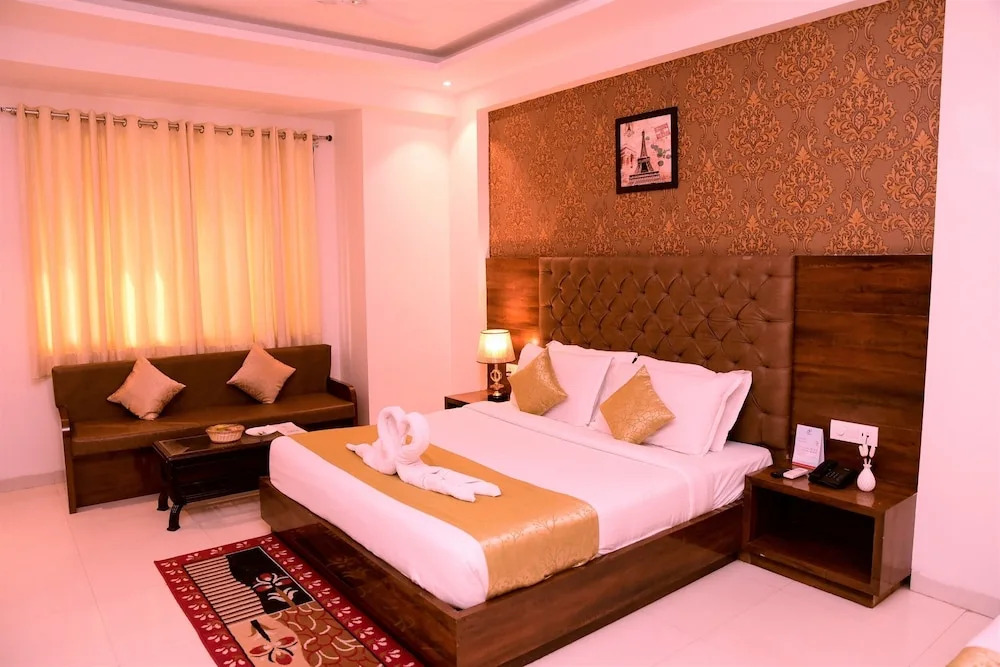 The Vegas By De Pavilion, Delhi Airport