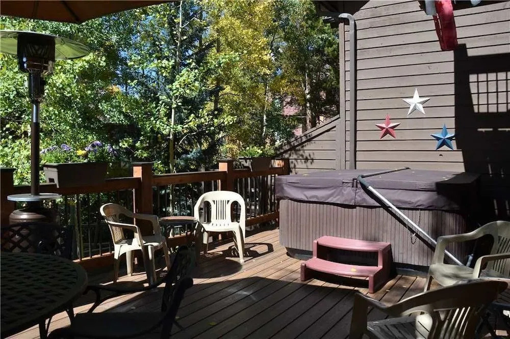Village Point 202 by Great Western Lodging