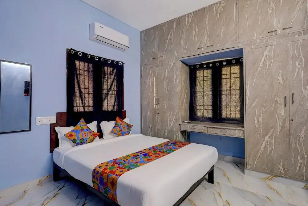 Fabhotel Dream Inn Mogappair East